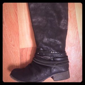 Knee High Ladies Boots